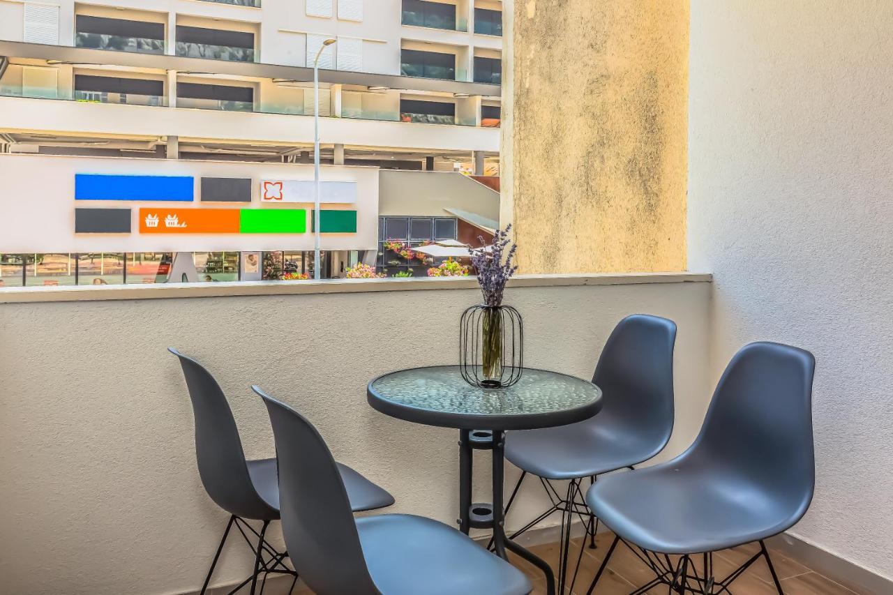Vogue Apartments Omis Bagian luar foto