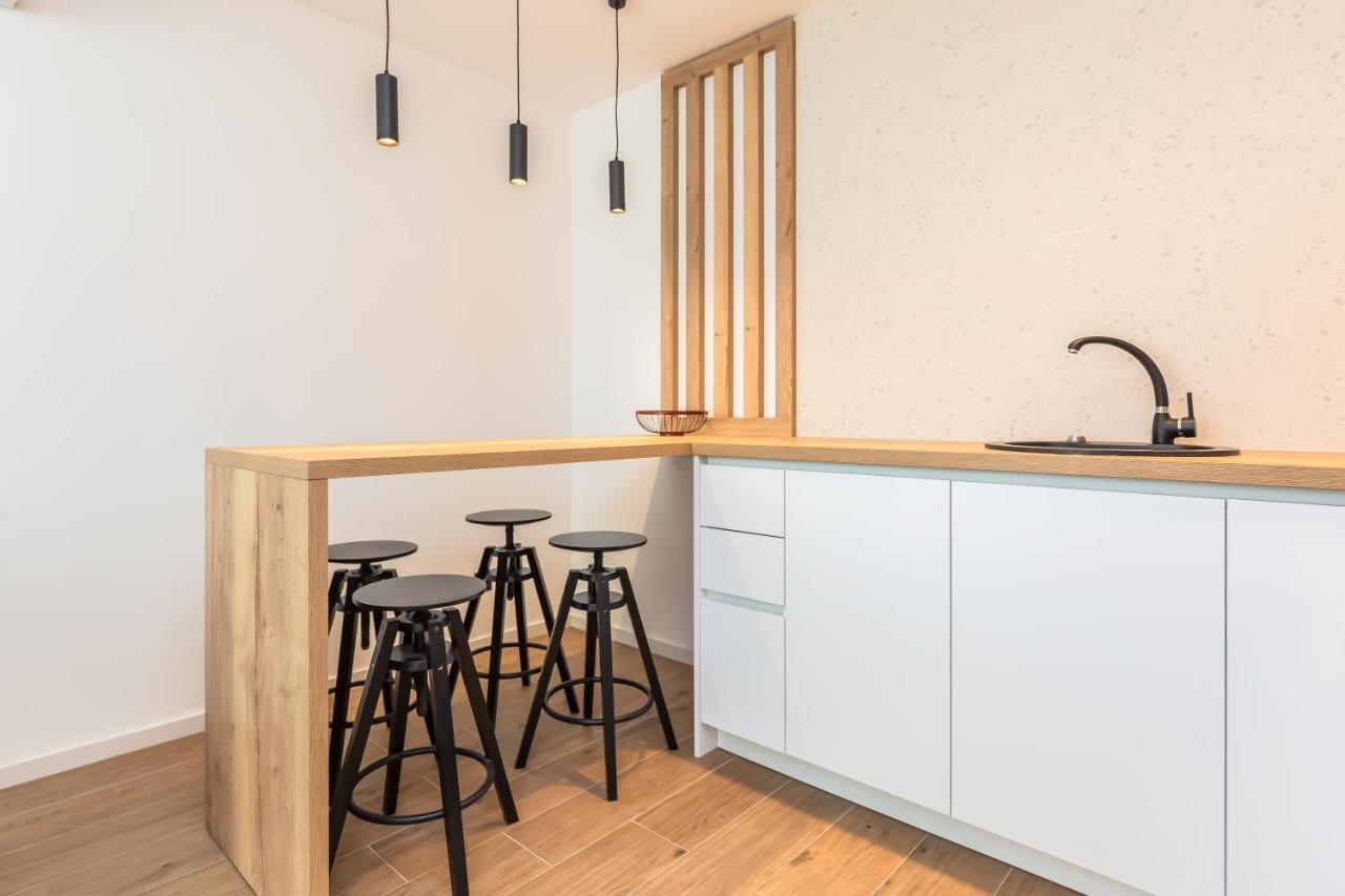 Vogue Apartments Omis Bagian luar foto
