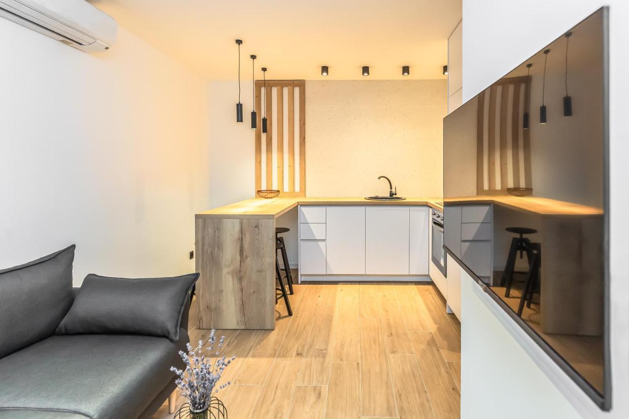 Vogue Apartments Omis Bagian luar foto