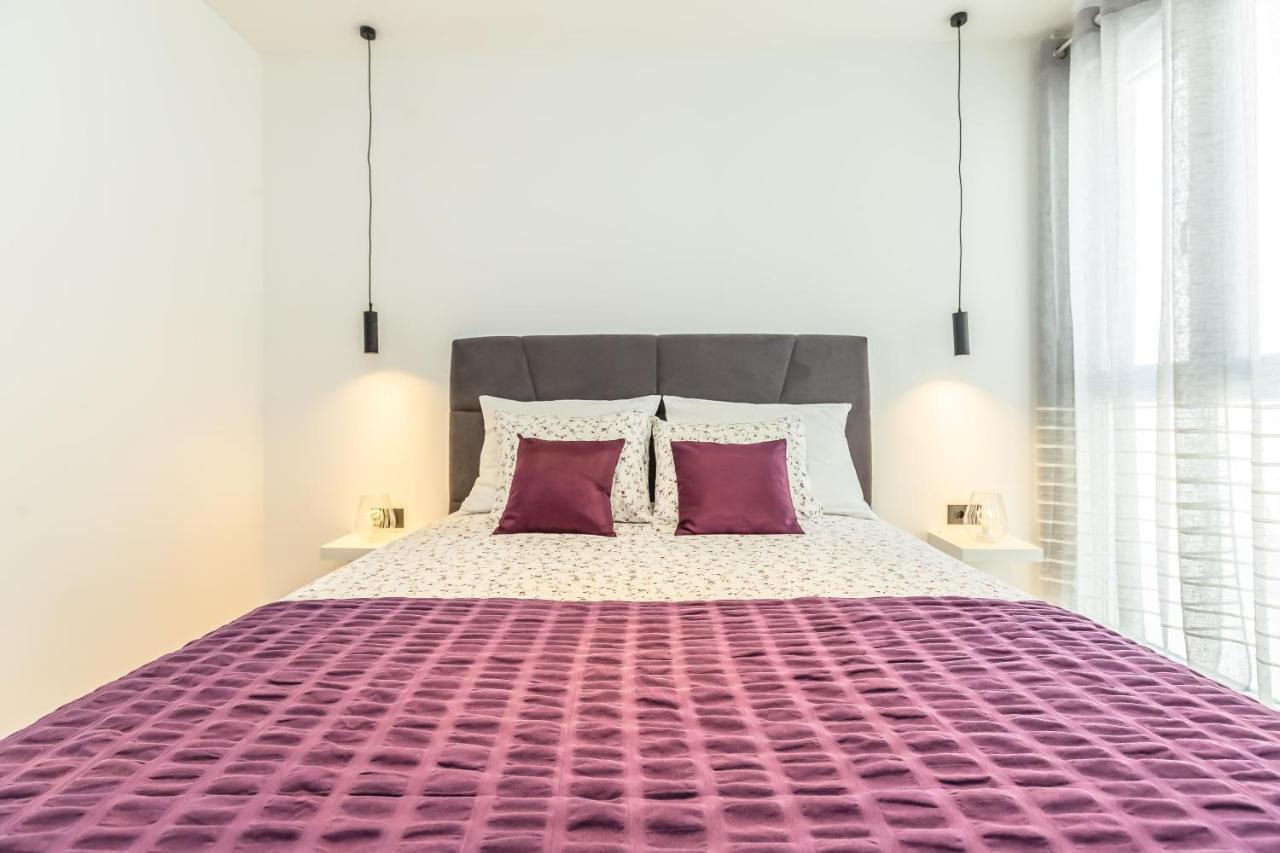 Vogue Apartments Omis Bagian luar foto