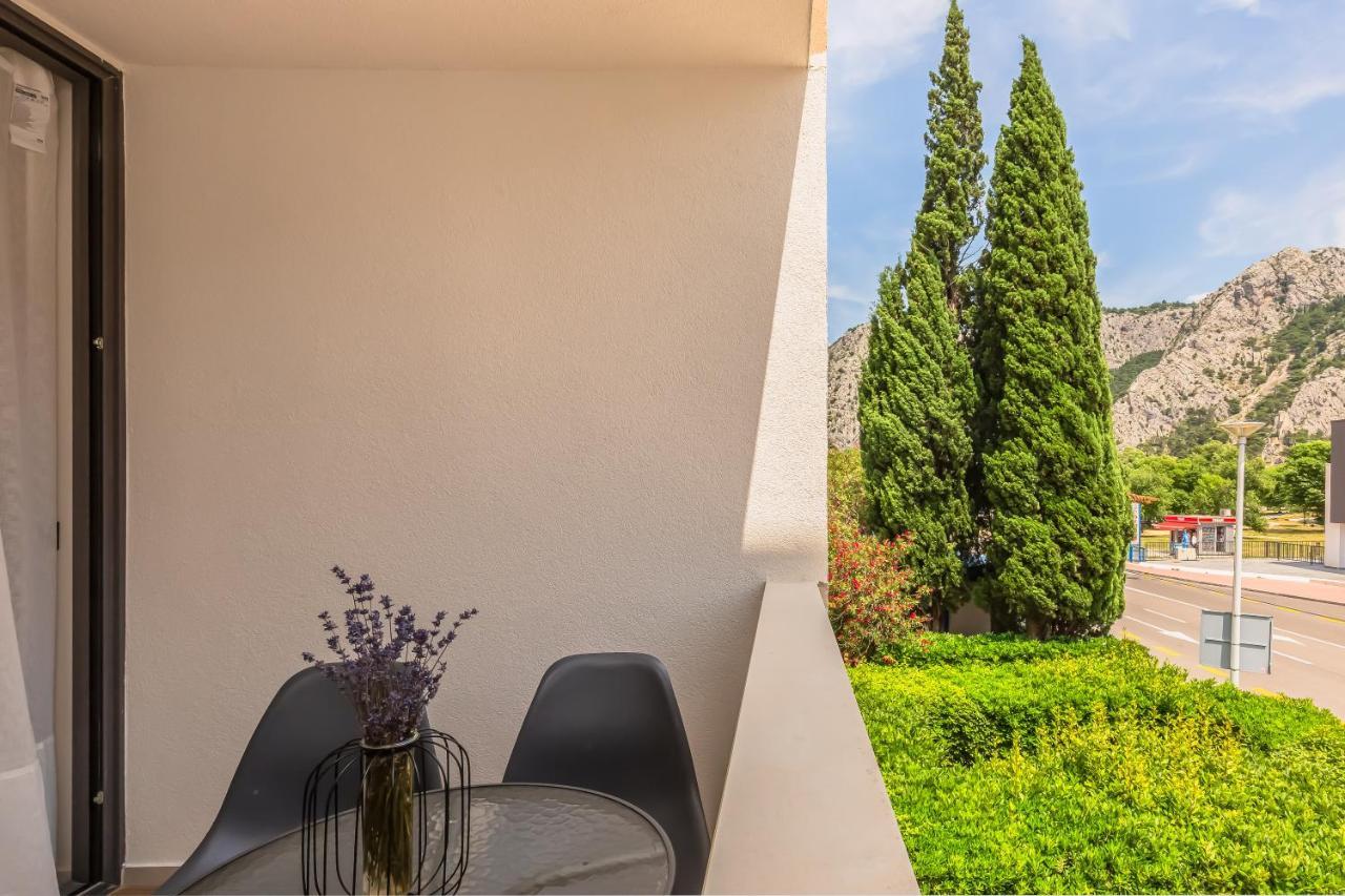 Vogue Apartments Omis Bagian luar foto