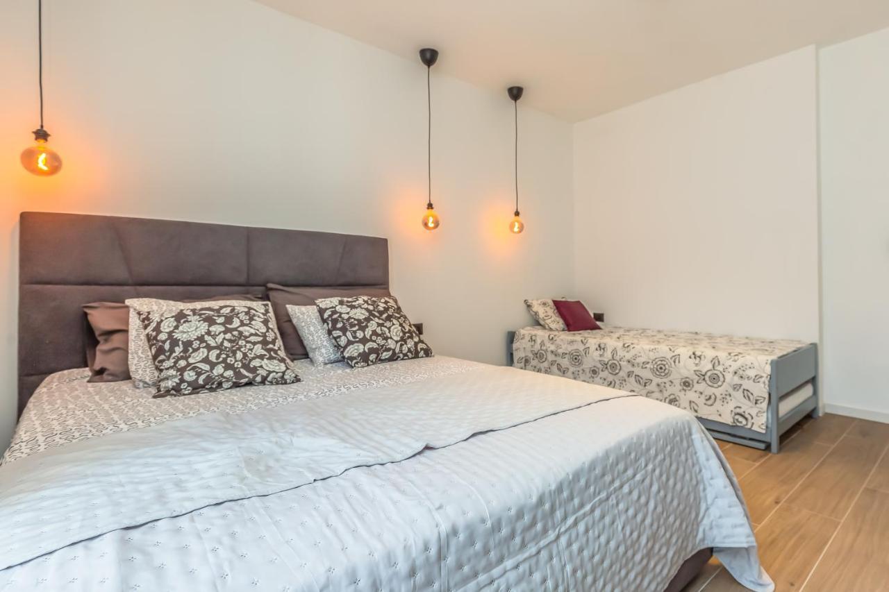 Vogue Apartments Omis Bagian luar foto