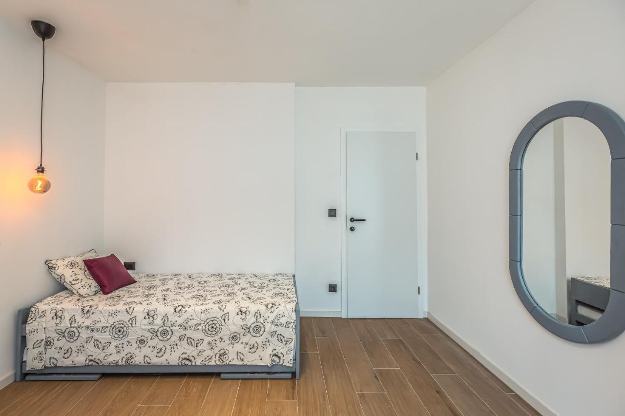 Vogue Apartments Omis Bagian luar foto