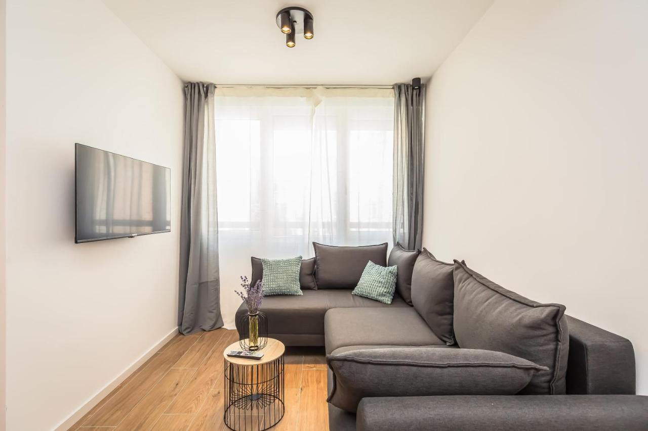 Vogue Apartments Omis Bagian luar foto